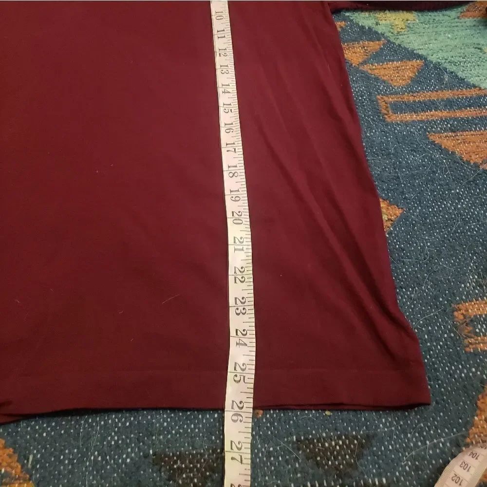3 for $25 Fabletics Top  - Picture 10 of 11